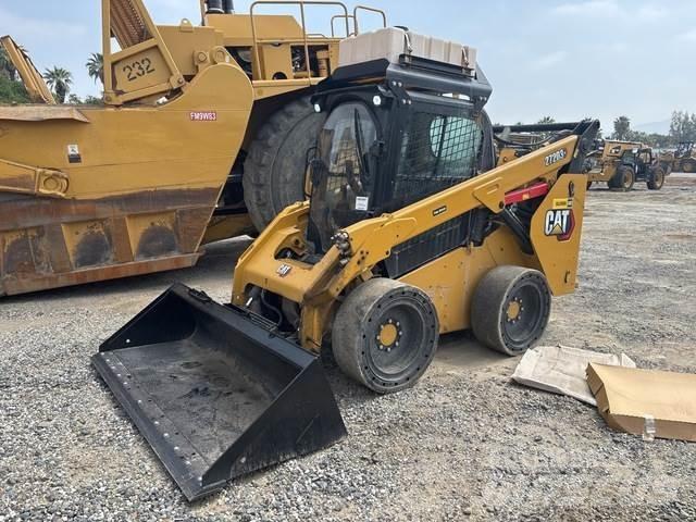 CAT 272D3 XE Ładowarki burtowe