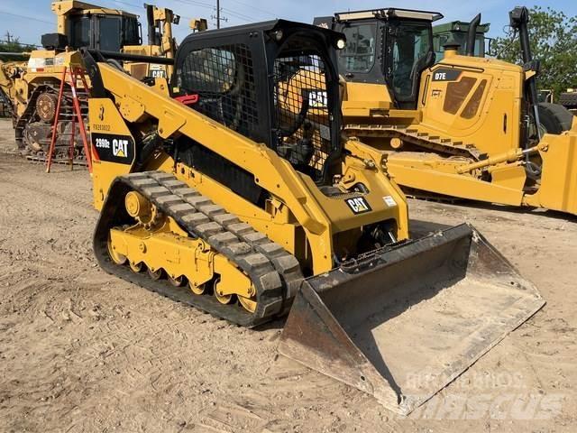 CAT 299D2 Ładowarki burtowe