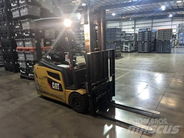 CAT 2ET3000 Wózki elektryczne
