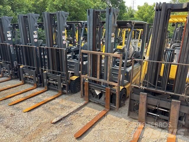 CAT 2ET4000 Wózki elektryczne