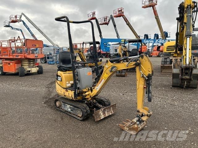 CAT 300.9D Koparki gąsienicowe
