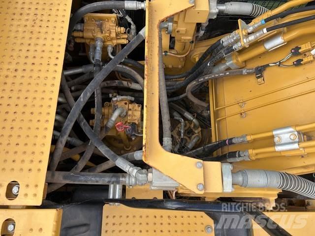 CAT 320 Koparki gąsienicowe