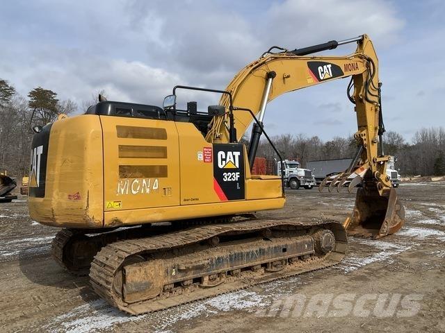 CAT 323F Koparki gąsienicowe