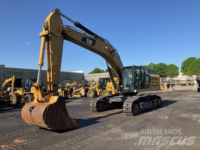 CAT 352F Koparki gąsienicowe