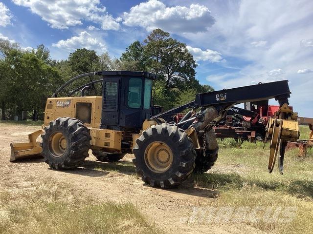 CAT 525D Skidery