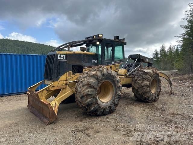 CAT 535B Skidery