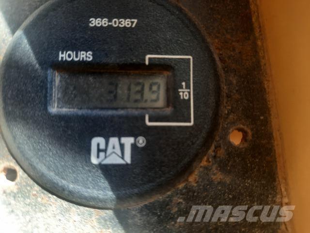 CAT 572G Spychacze-układarki rur