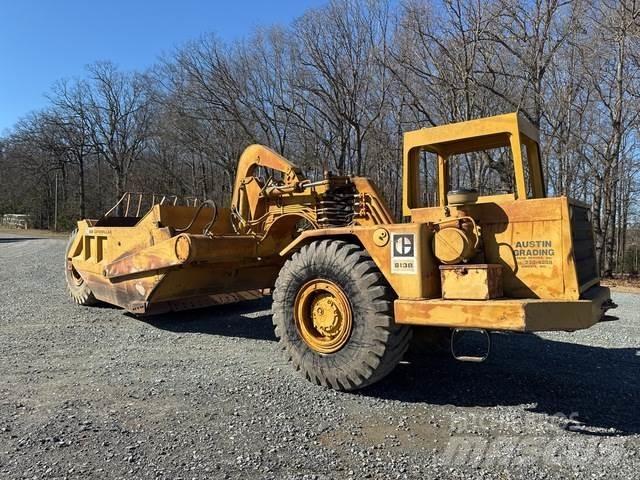 CAT 613B Skrobaki