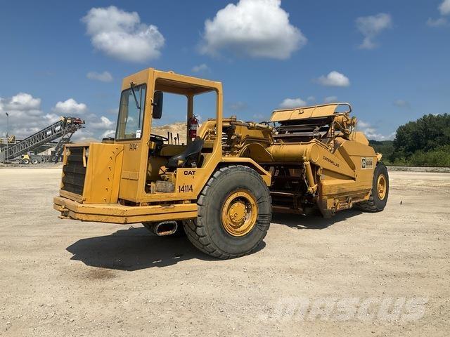 CAT 613B Skrobaki