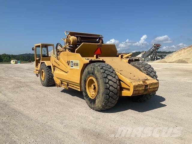 CAT 613B Skrobaki
