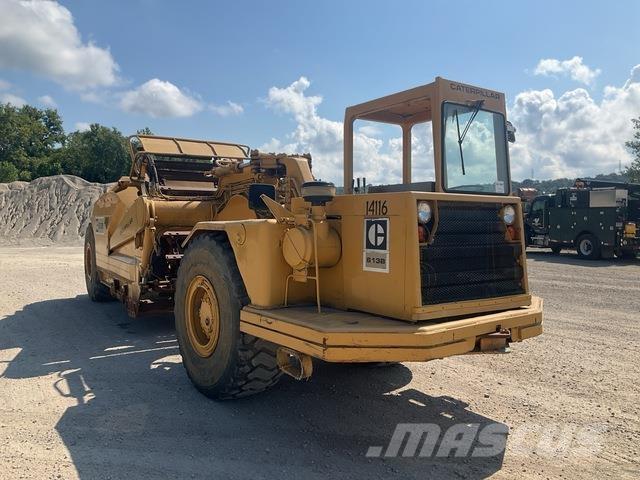 CAT 613B Skrobaki