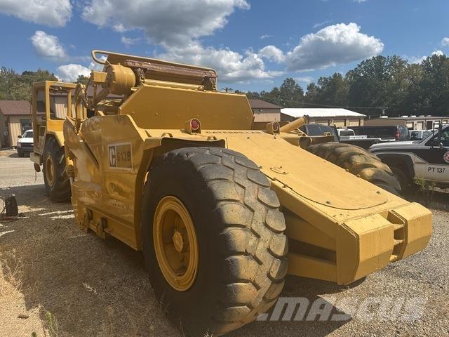 CAT 613B Skrobaki