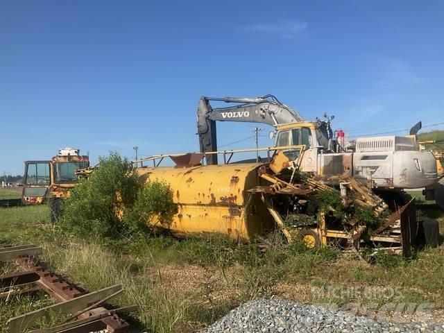 CAT 613C Polewaczki