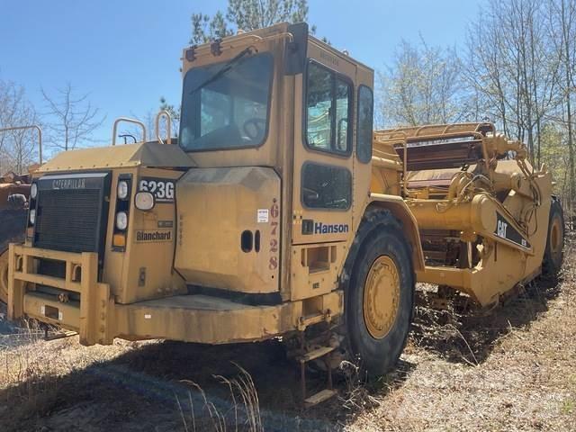 CAT 623 Skrobaki