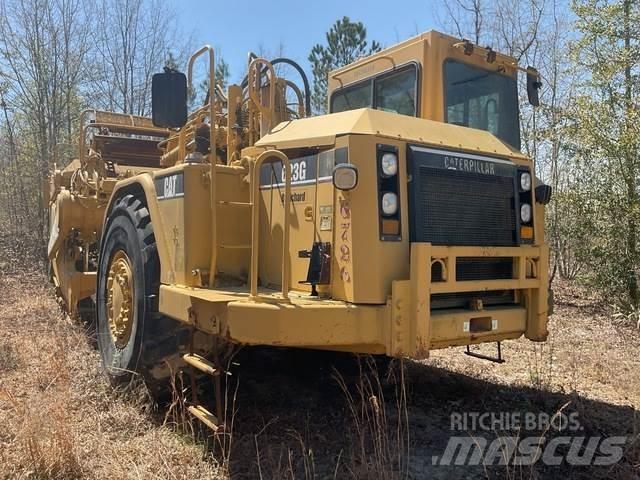 CAT 623 Skrobaki
