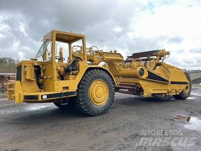 CAT 623B Skrobaki