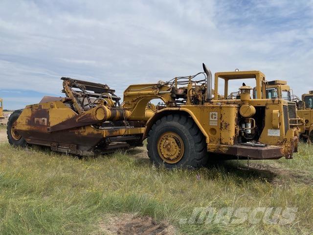 CAT 623B Skrobaki