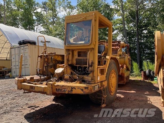 CAT 623F Skrobaki