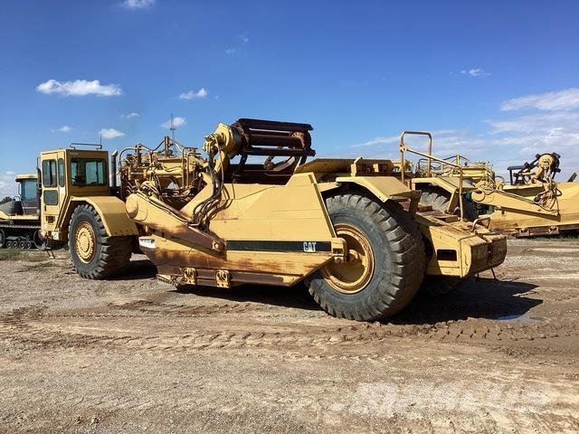 CAT 623F Skrobaki