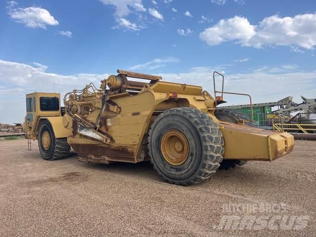 CAT 623G Skrobaki
