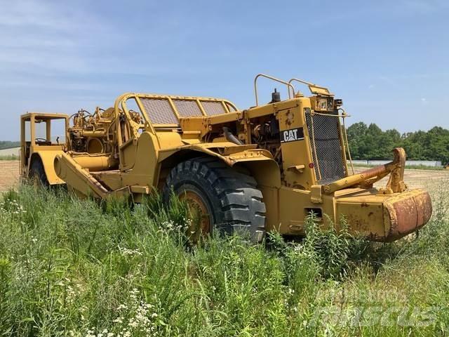 CAT 627E Skrobaki