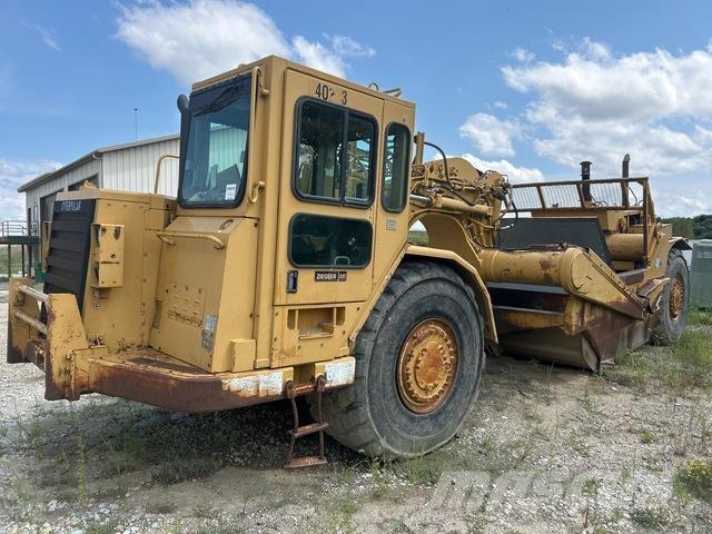 CAT 627F Skrobaki