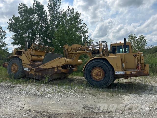 CAT 627F Skrobaki