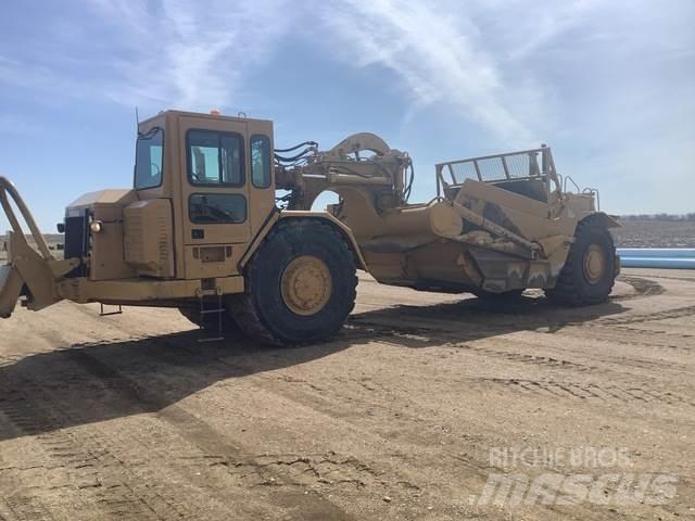 CAT 627G Skrobaki