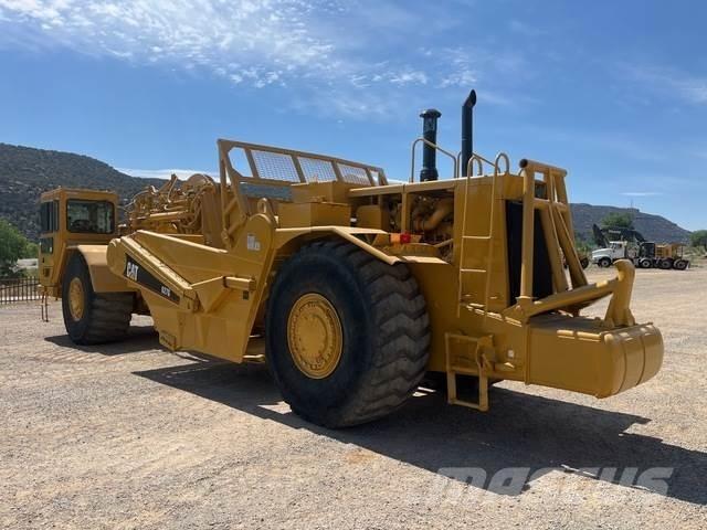CAT 627G Skrobaki