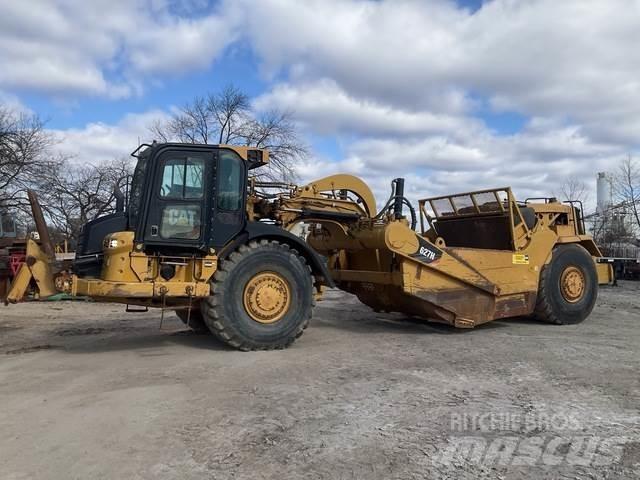 CAT 627H Skrobaki