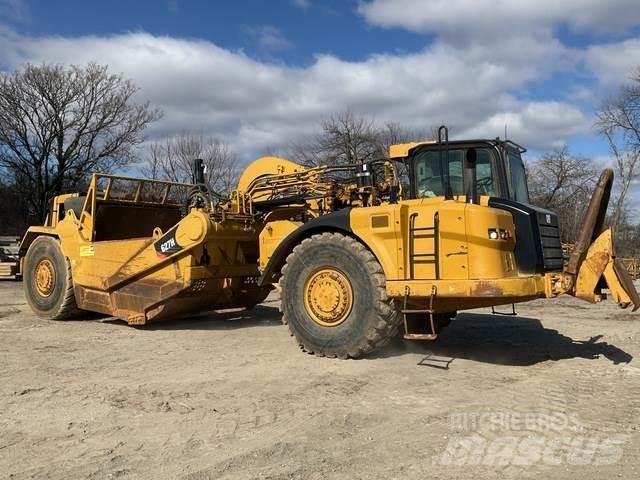 CAT 627H Skrobaki
