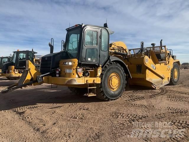 CAT 627K Skrobaki