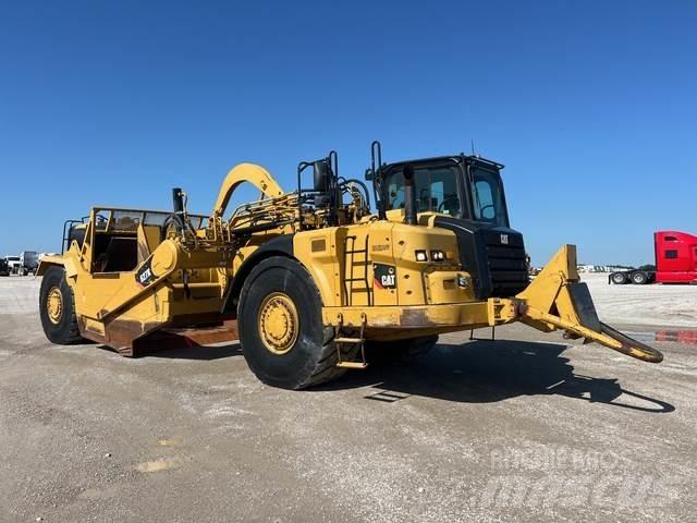 CAT 627K Skrobaki