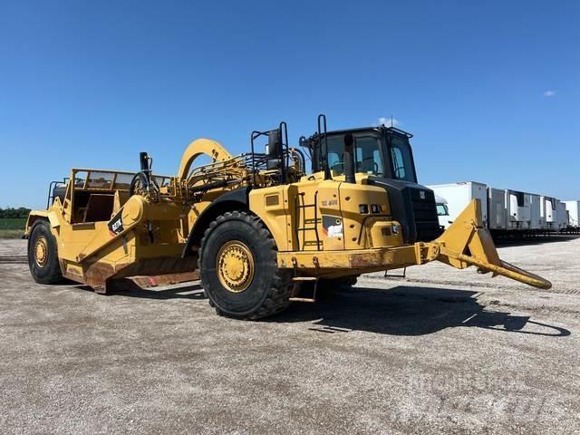 CAT 627K Skrobaki