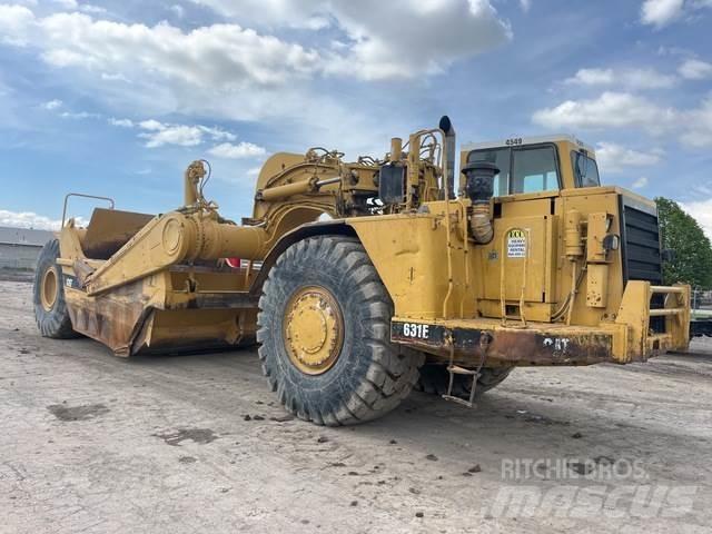 CAT 631E II Skrobaki