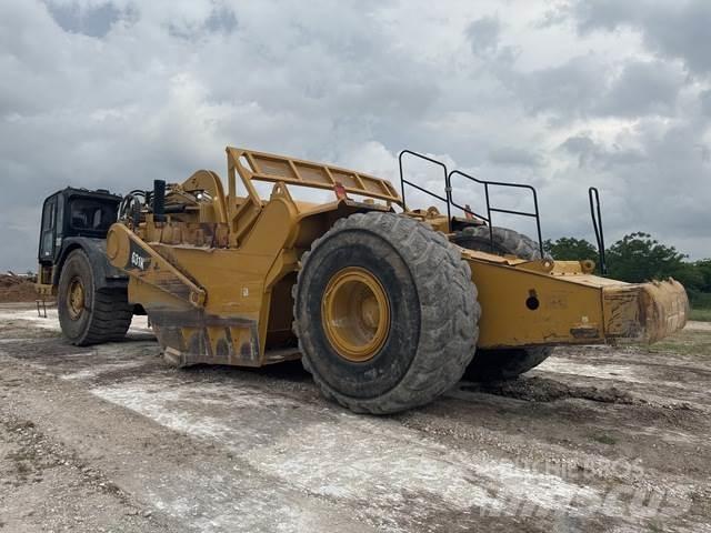 CAT 631K Skrobaki