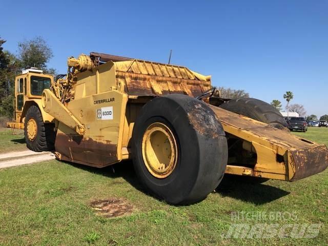 CAT 633D Skrobaki