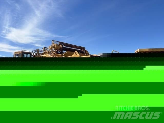 CAT 633E Skrobaki