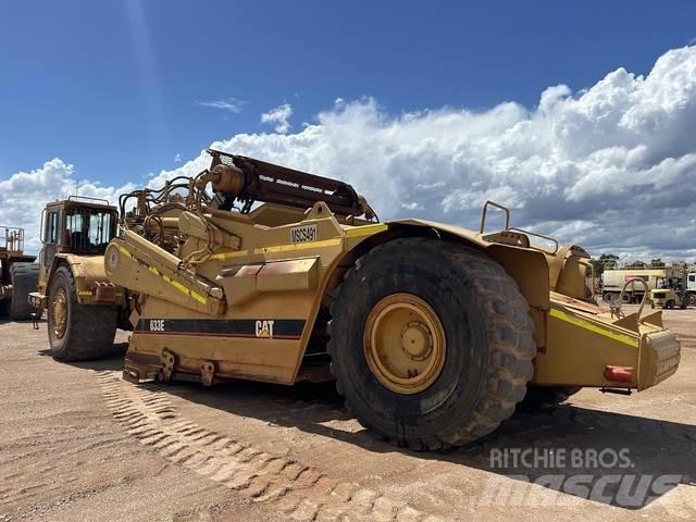 CAT 633E Skrobaki