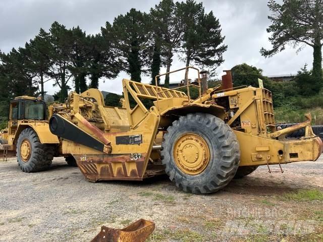 CAT 637D Skrobaki