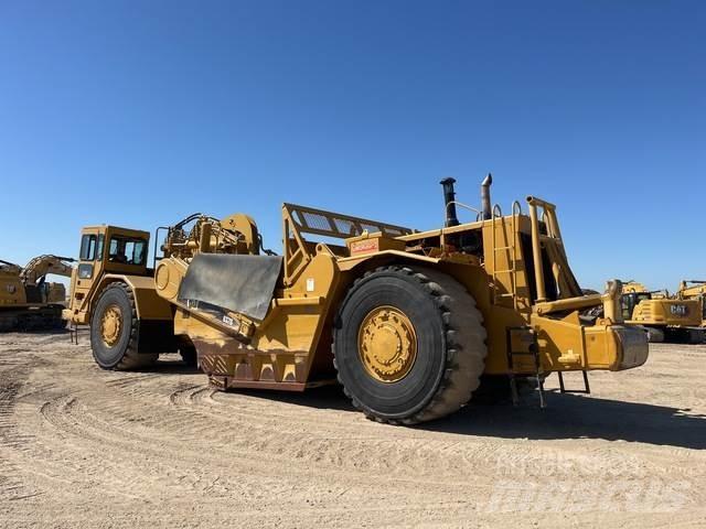 CAT 637G Skrobaki