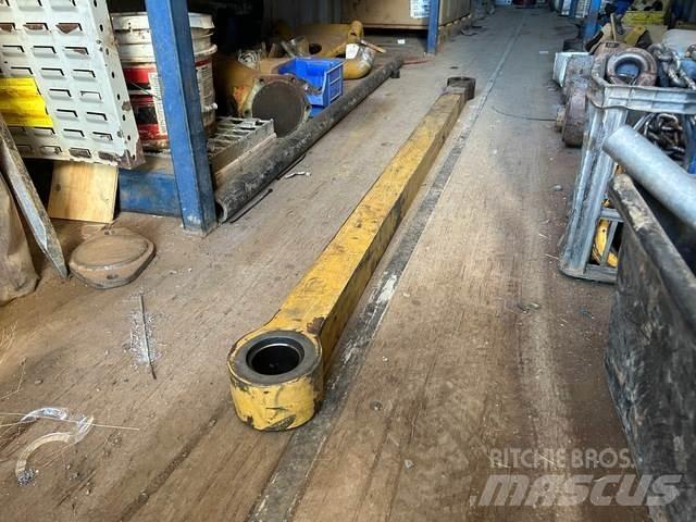 CAT 657E Transport - Inne