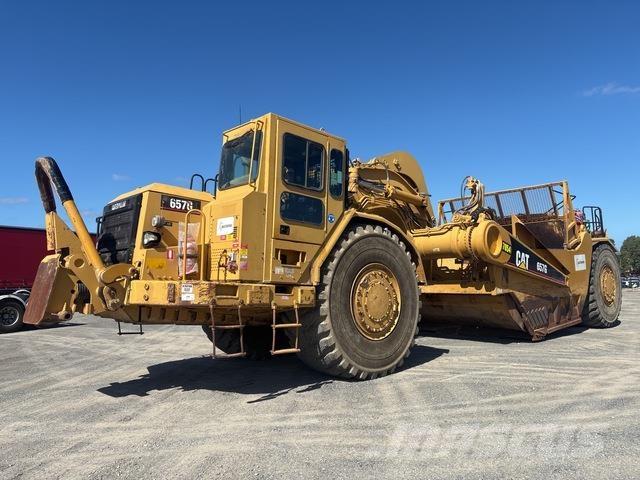 CAT 657G Skrobaki
