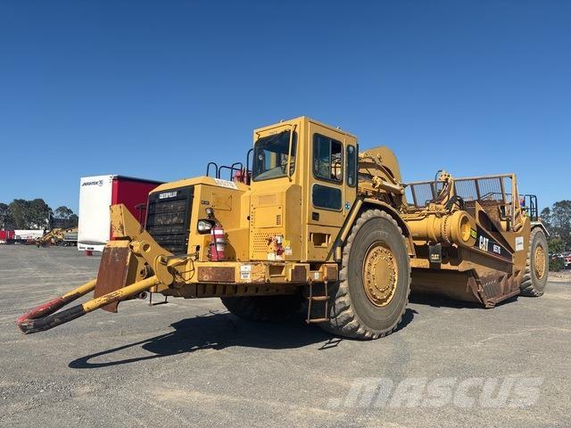 CAT 657G Skrobaki