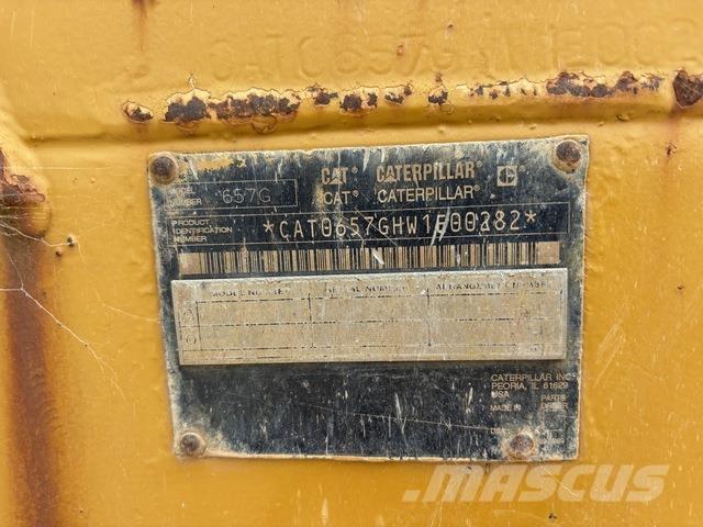 CAT 657G Skrobaki