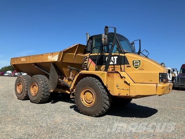 CAT 725 Wozidła przegubowe