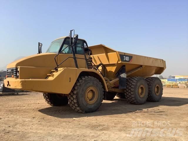 CAT 740 Wozidła przegubowe