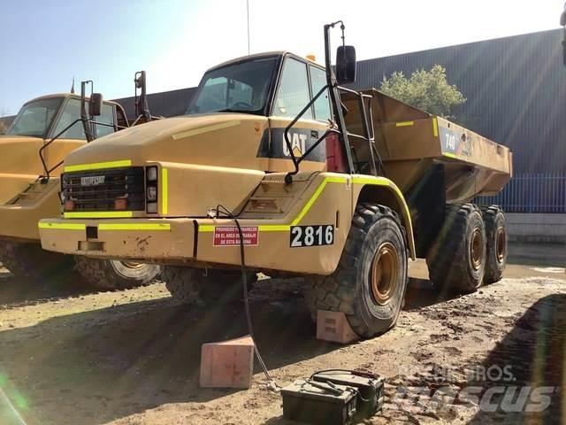 CAT 740 Wozidła przegubowe