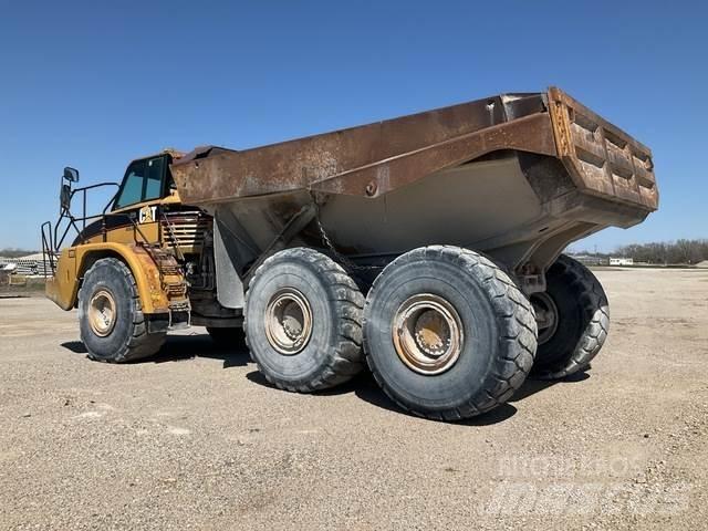 CAT 740 Wozidła przegubowe