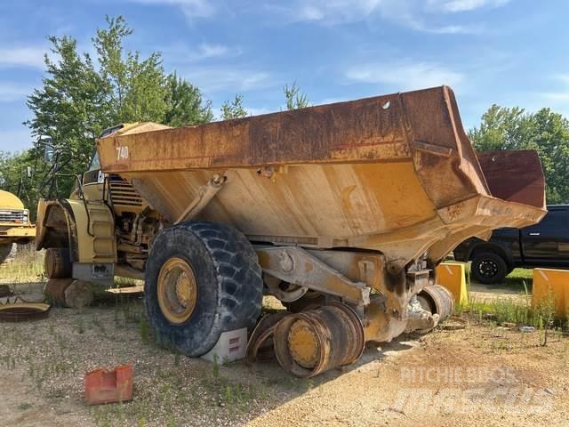 CAT 740 Wozidła przegubowe